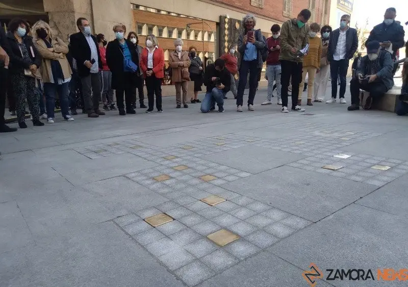 El memorial para recordar a los veintitrés zamoranos, el día de su inauguración