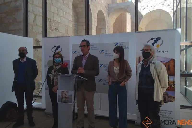 Inauguración de la exposición sobre José Saramago en la FRAH