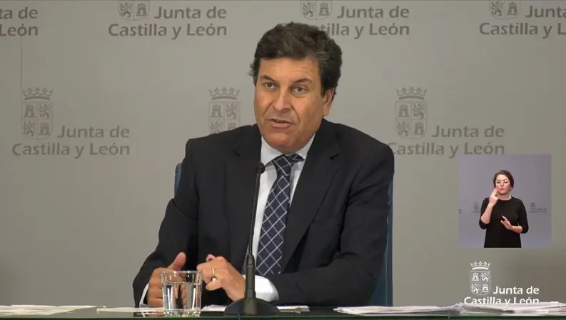 El consejero de Economía y Hacienda y portavoz, Carlos Fdez. Carriedo