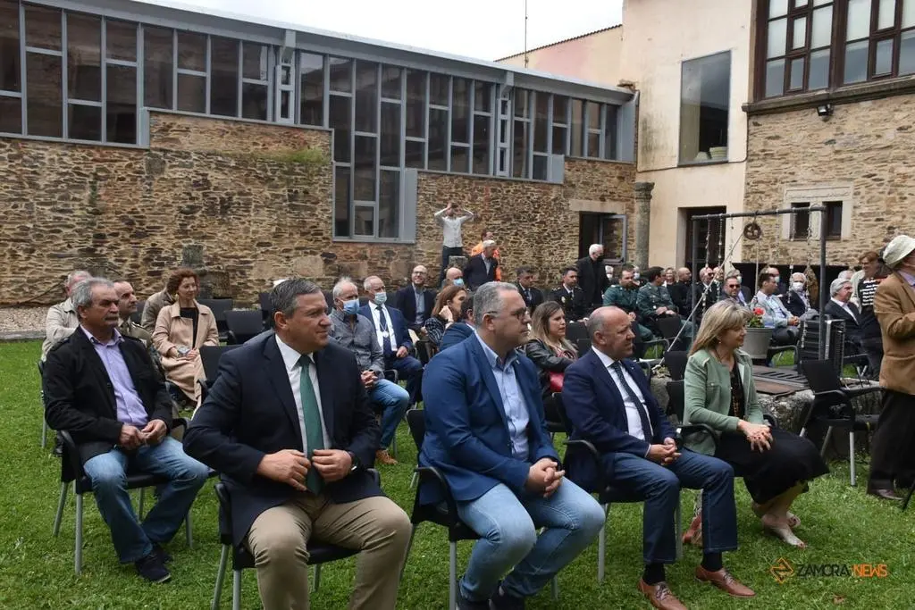 Inauguración SAUS exposición de arte religioso (6)