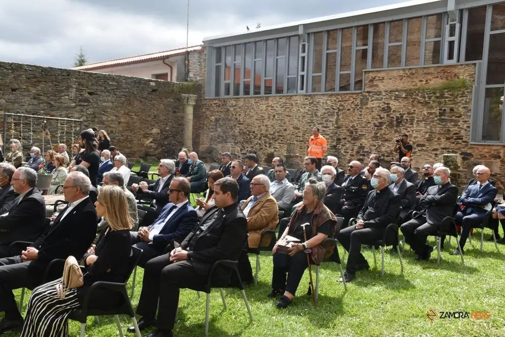 Inauguración SAUS exposición de arte religioso (9)