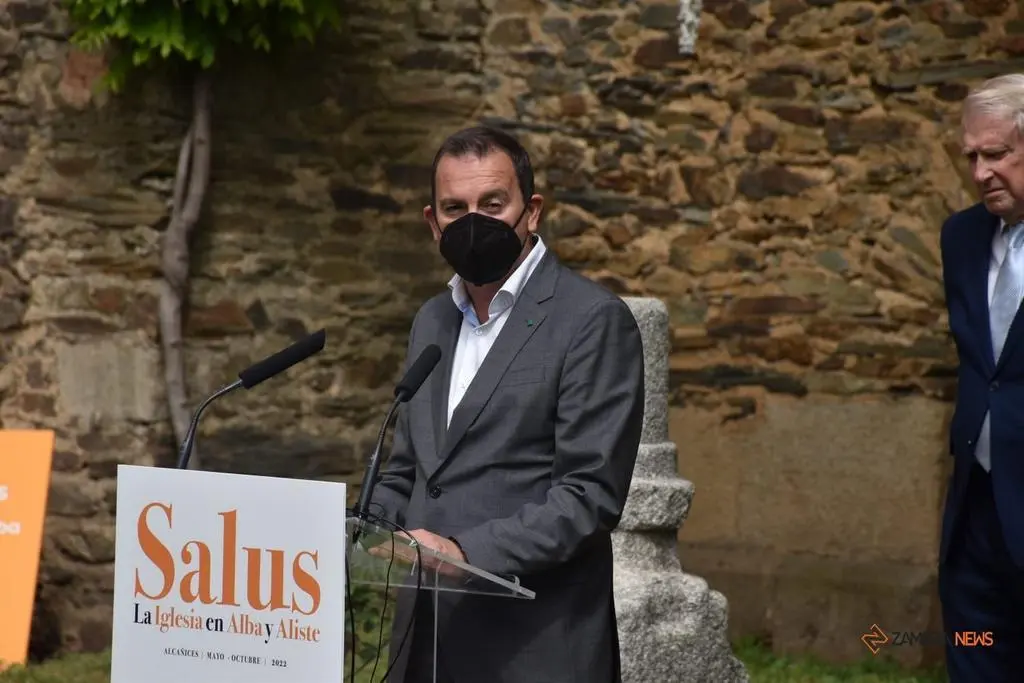 Inauguración SAUS exposición de arte religioso (15)