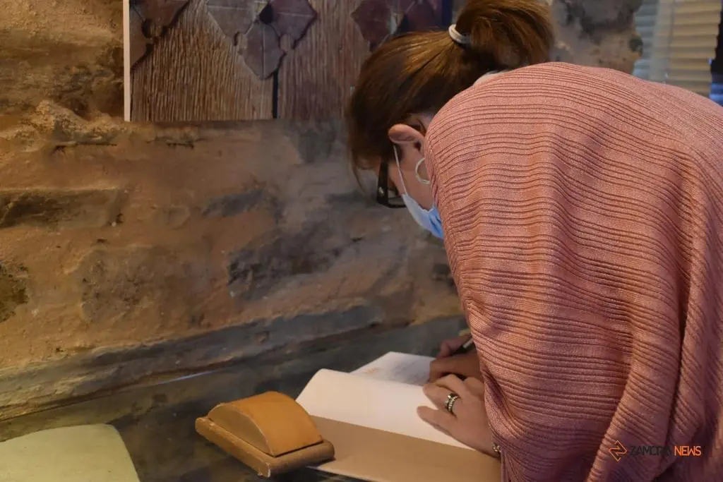 Inauguración SAUS exposición de arte religioso (19)