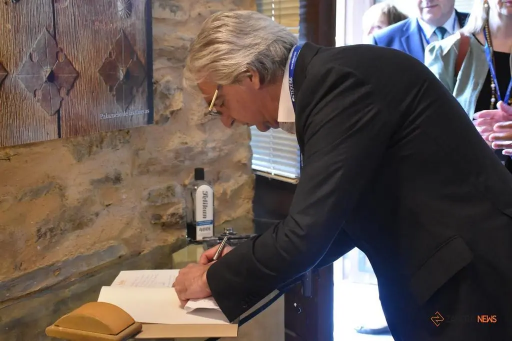 Inauguración SAUS exposición de arte religioso (20)