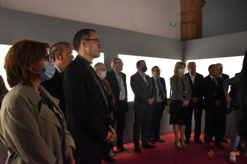 Inauguración SAUS exposición de arte religioso (29)