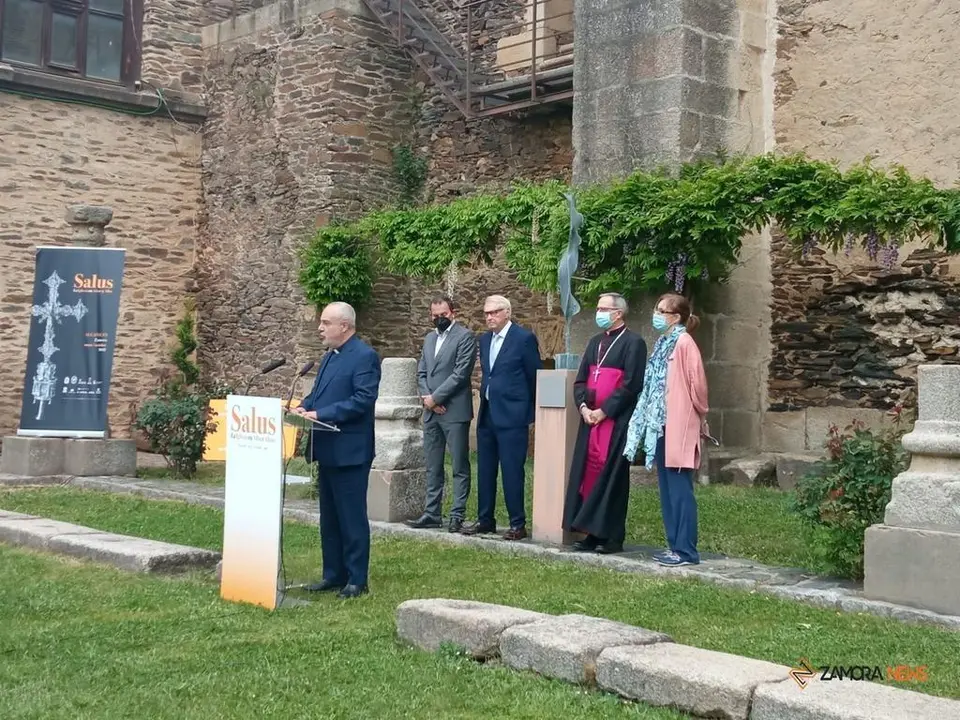 Inauguración SAUS exposición de arte religioso (37)