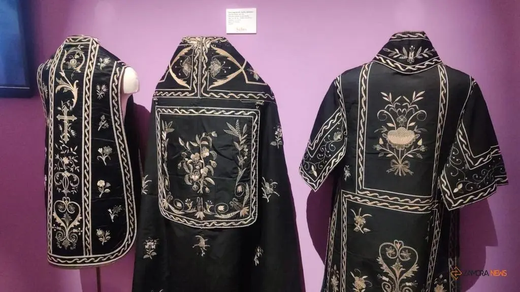 Inauguración SAUS exposición de arte religioso (42)