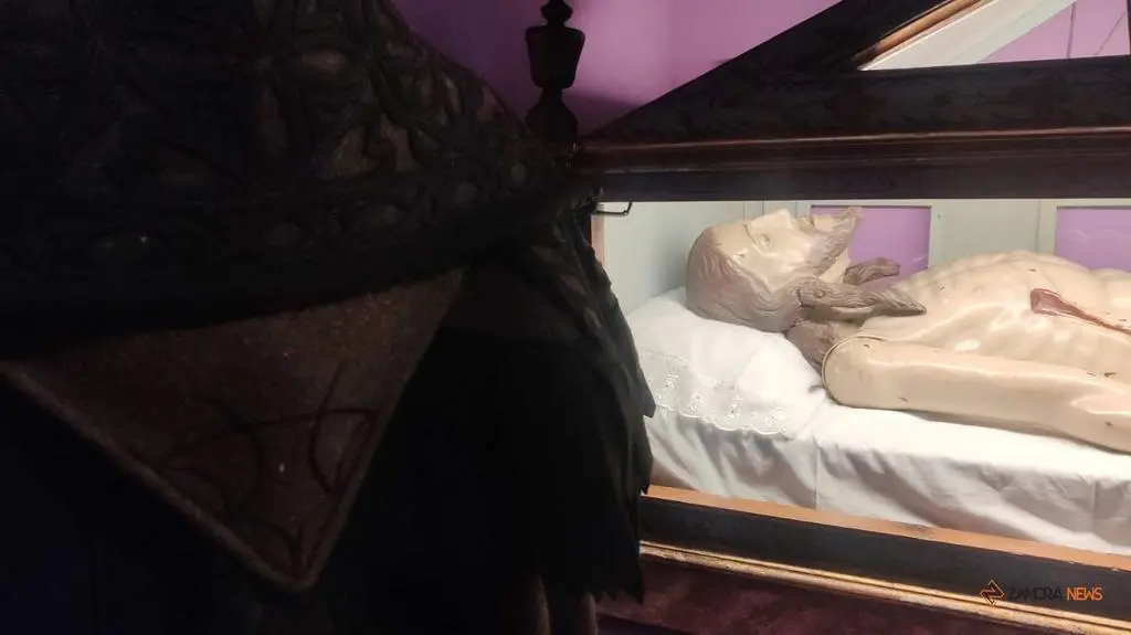 Inauguración SAUS exposición de arte religioso (43)