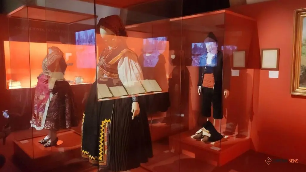 Inauguración SAUS exposición de arte religioso (46)