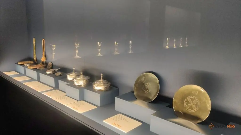 Inauguración SAUS exposición de arte religioso (57)