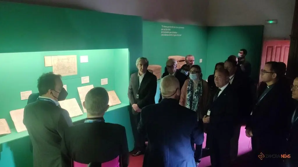 Inauguración SAUS exposición de arte religioso (1)