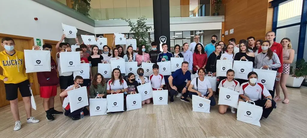 Foto visita Moralejo Selección Programa EF aulas mayo 2022