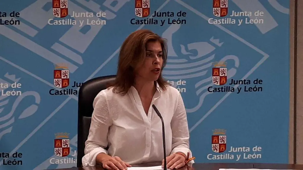 La delegada durante una rueda de prensa