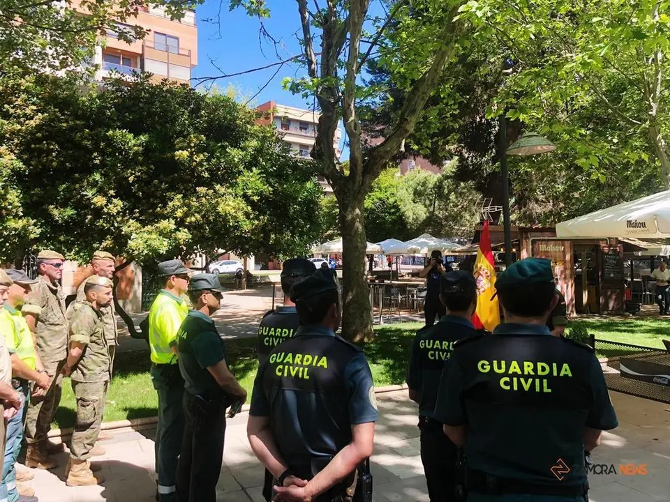 Exposici&oacute;n Fuerzas Armadas (18)