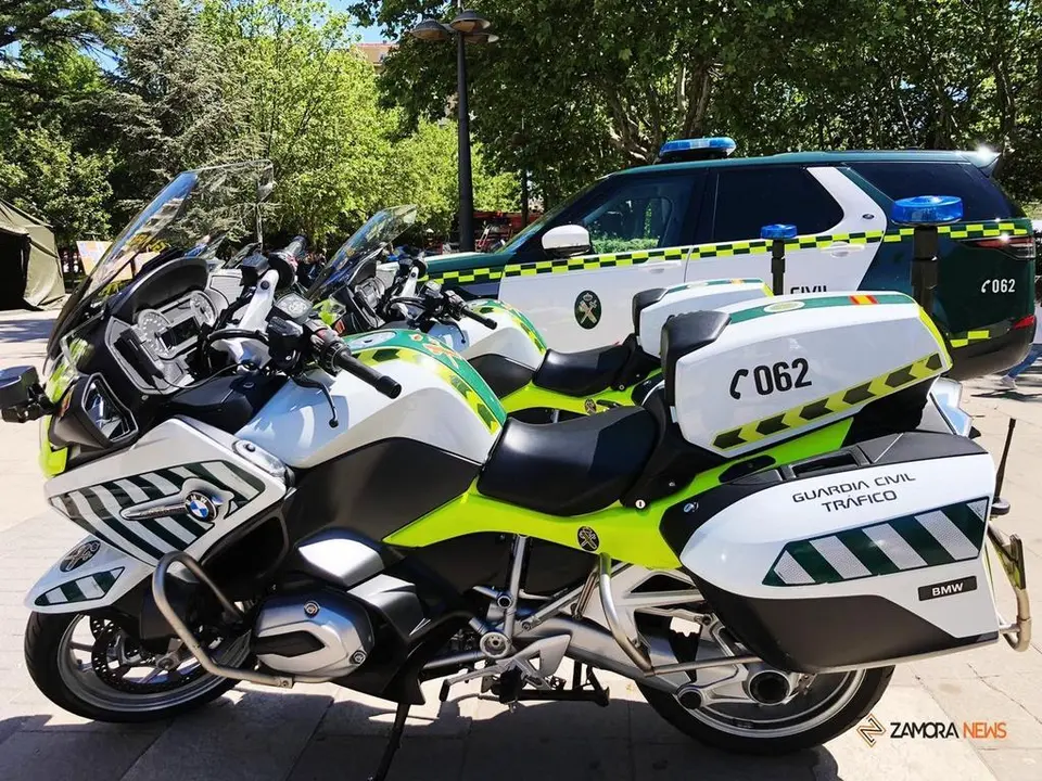 Exposici&oacute;n Fuerzas Armadas (23)