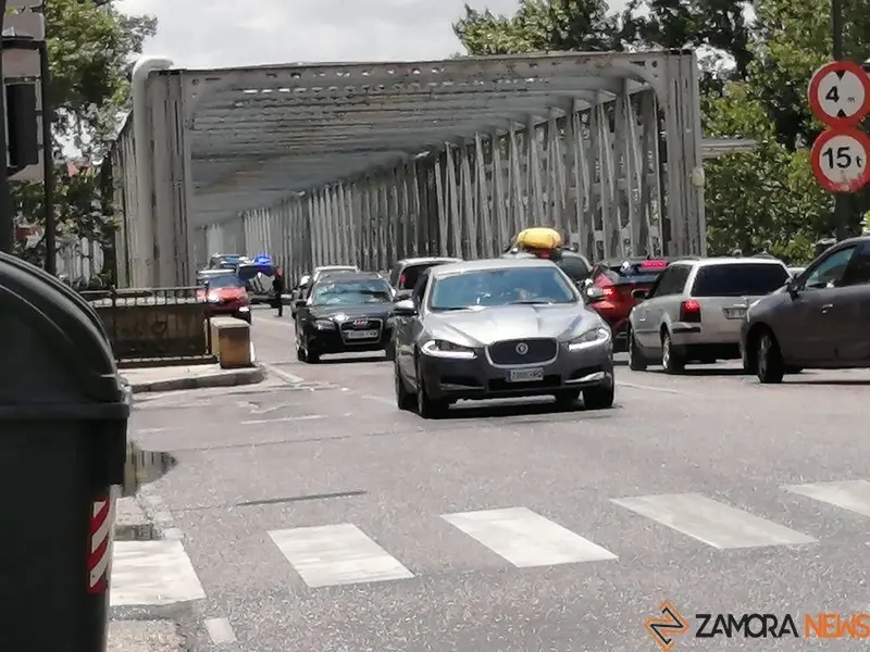 Policía Municipal en el lugar del accidente de tráfico