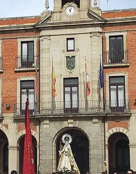 Imagen de la Virgen de la Concha en el Ayuntamiento. Foto Vox