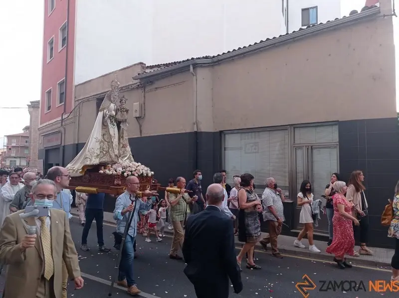 Procesión Virgen del Yermo (41)