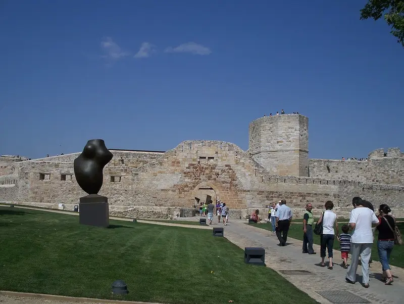 Visitantes en la zona del Castillo de Zamora