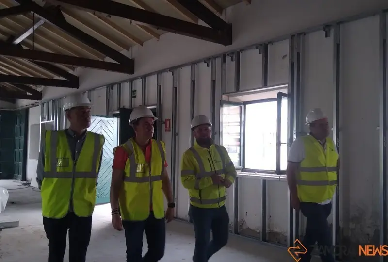 El presidente de la Diputación durante la visita a las obras del futuro Parque Tecnológico