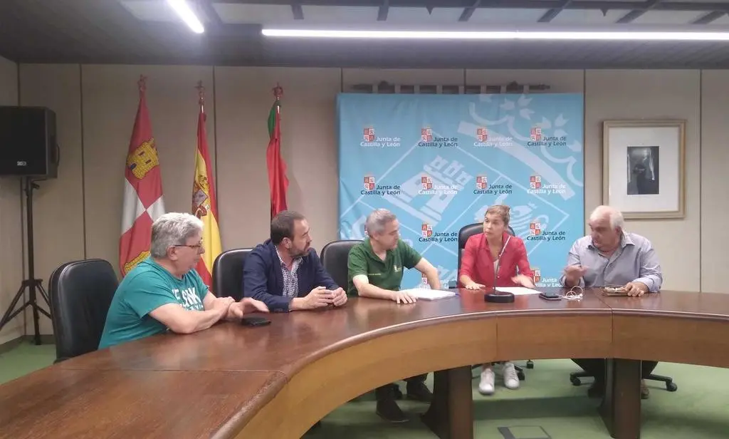 San Damián con el jefe de Medio Ambiente y Los alcaldes de Ferreras de Arriba, Villardeciervos y Sarracín de Aliste