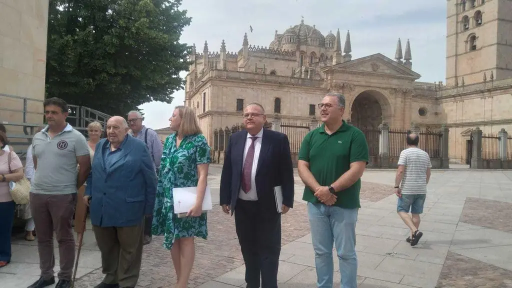 Los consejeros de Familia y Sanidad presentan el programa en El Consejo Consultivo de Zamora