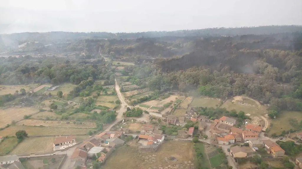 Situación en Villardeciervos tras el paso del incendio