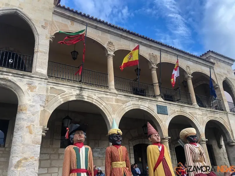 Desfile de peñas (7)