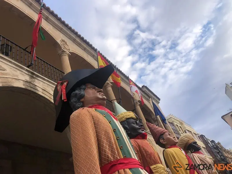 Desfile de peñas (16)