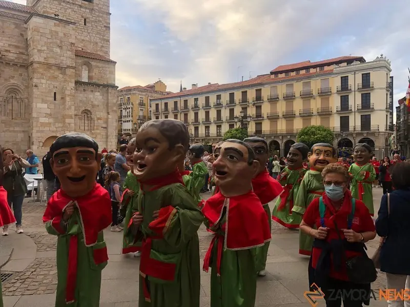 Desfile de peñas (35)