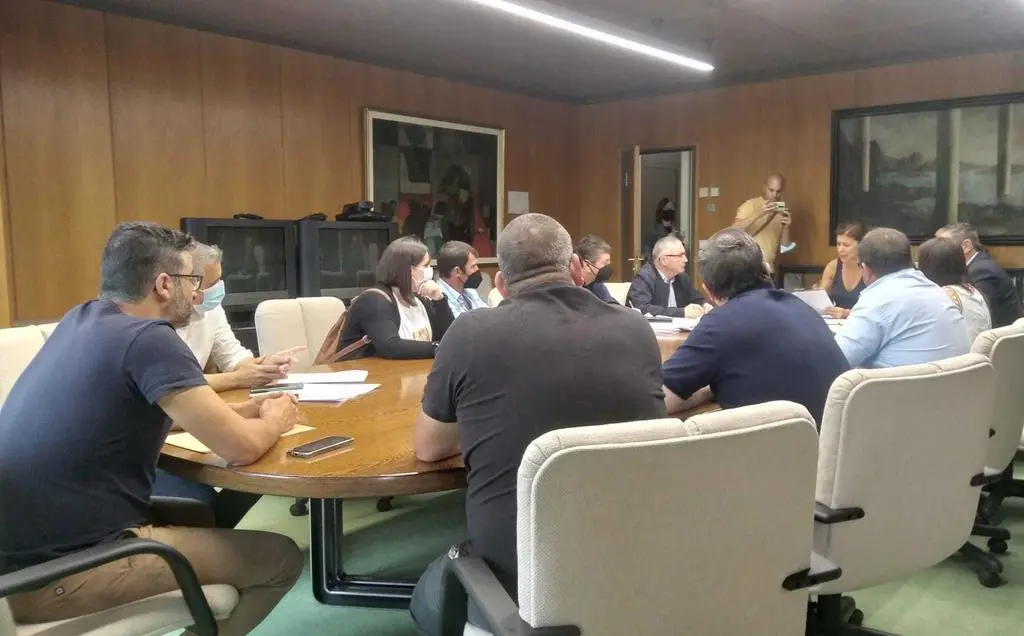 Reunión De la delegada de la Junta esta mañana con las organizaciones agrarias