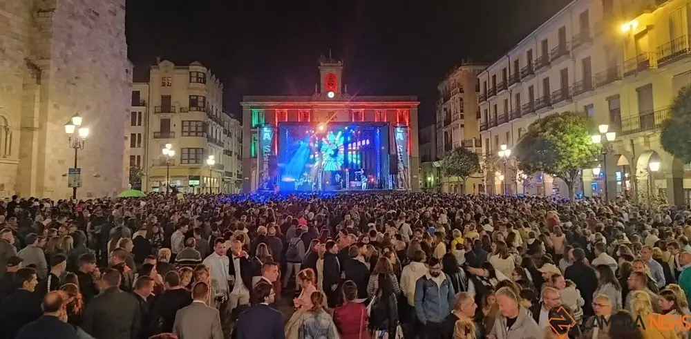 Plaza Mayor llena