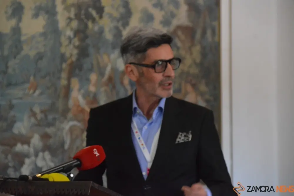 iberoamericana Toro  (25)