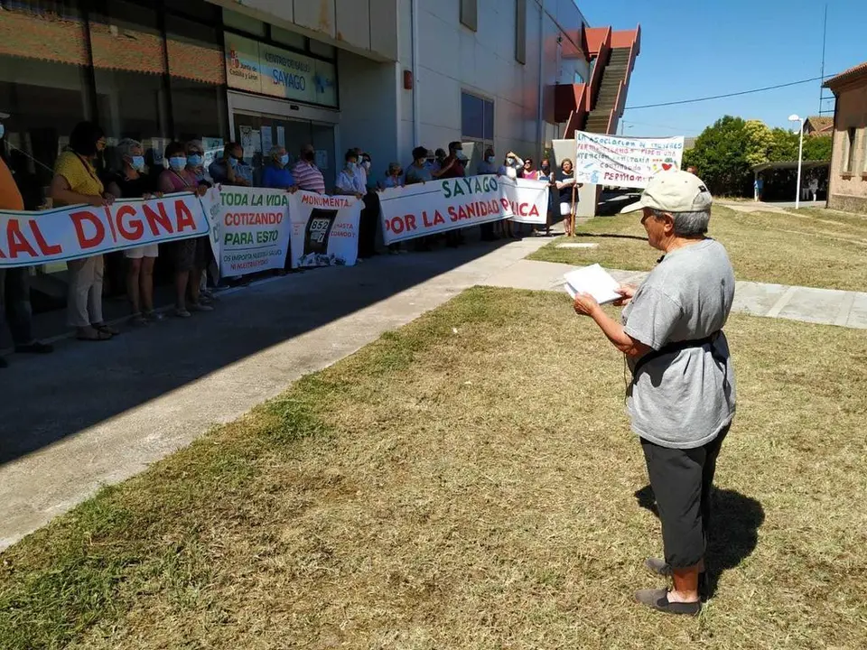 44 protesta en la ZBS de Sayago, ante el centro de salud de Bermillo. Fotografía: CEDIDA