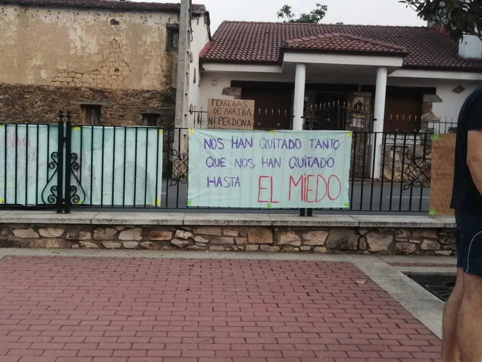 Manifestación Sierra de la Culebra (9)