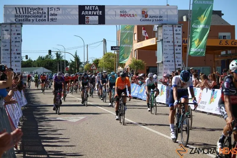 Vuelta Ciclista (7)