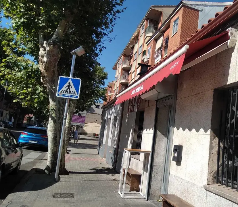 Bar Tropical