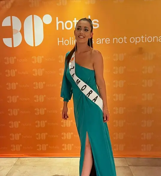 Carmen Huerga durante el certamen de Miss Mundo España celebrado en Pineda de Mar