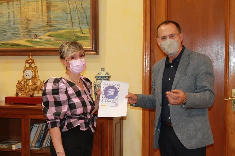Ángel Blanco junto a Marisa Manso
