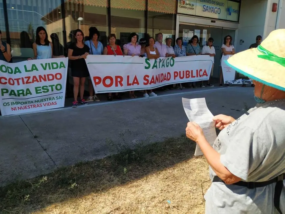 48 protesta sanitaria en Bermillo de Sayago