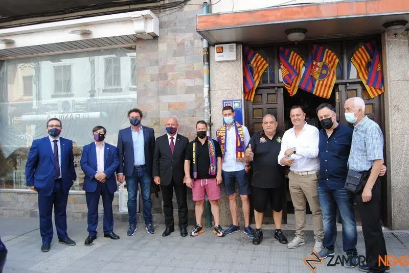 Foto de archivo de la inauguración de la peña barcelonista en Zamora