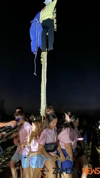 Puesta del Mayo en Granja de Moreruela