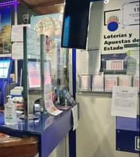 Despacho del Bar Los Arcos que vendió el boleto ganador