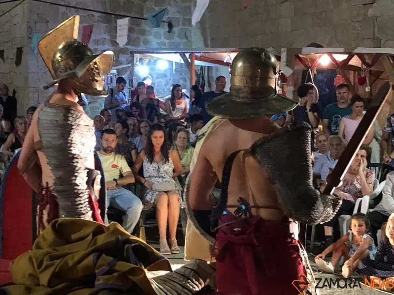 Mercado romano en Fuentespreadas