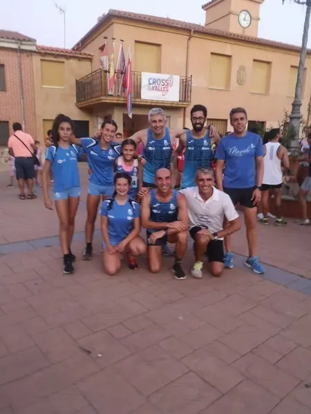 El equipo Atletismo Benavente en Pobladura del Valle
