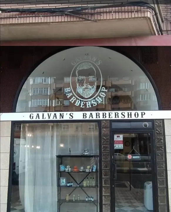Apertura de nuevo negocio en la avenida Cardenal Cisneros