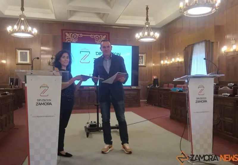 Requejo y Paula Echenique, e rueda de prensa en la Diputación