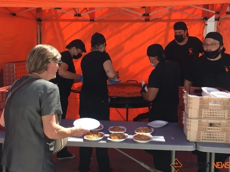 Comida solidaria (38)
