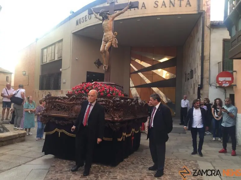 Exaltación de la Cruz (13)