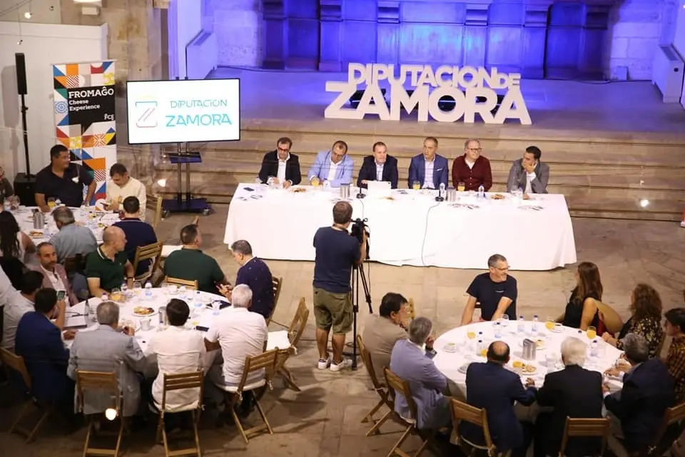 Presentación programa oficial FROMAGO